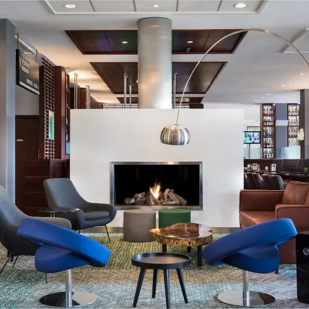 Courtyard By Marriott Amsterdam Airport Отель Хоофддорп