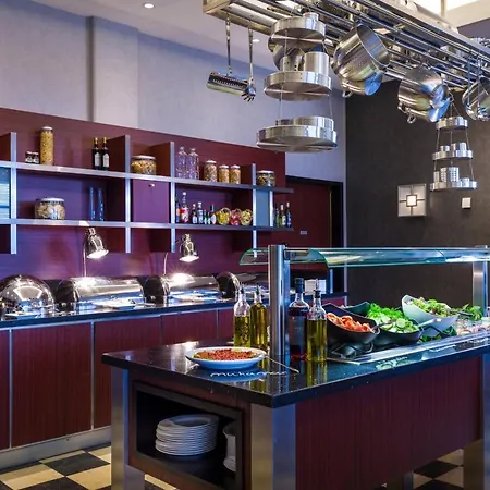 Courtyard By Marriott Amsterdam Airport Отель 4*