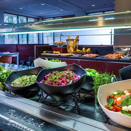 Courtyard By Marriott Amsterdam Airport Отель