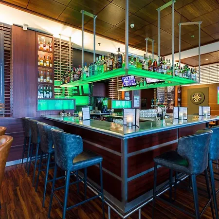 Hotel Courtyard By Marriott Amsterdam Airport 4*