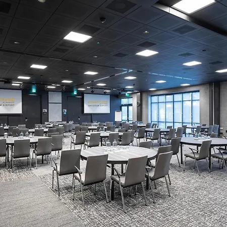 コートヤード バイ マリオット アムステルダム エアポート 4* ﾎｰﾌﾄﾞﾛｰﾌﾟ