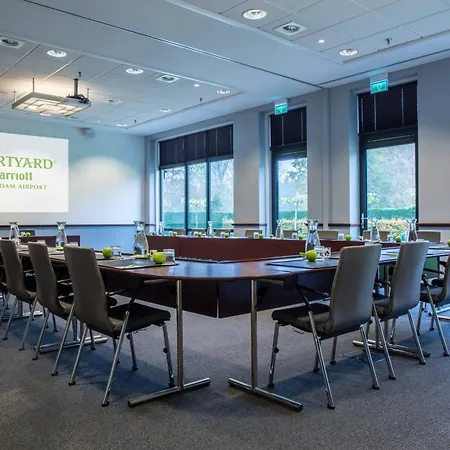 Courtyard By Marriott Amsterdam Airport 4*