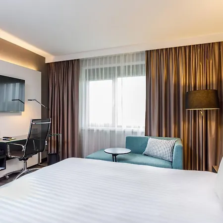 コートヤード バイ マリオット アムステルダム エアポート ホテル ﾎｰﾌﾄﾞﾛｰﾌﾟ