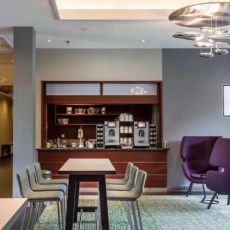 Courtyard By Marriott Amsterdam Airport 4*