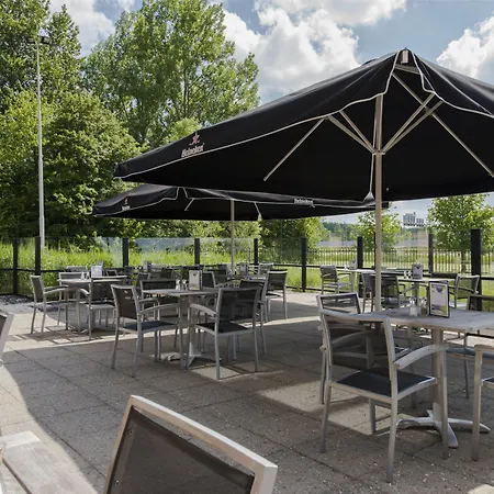 Hotel Courtyard By Marriott Amsterdam Airport 4*