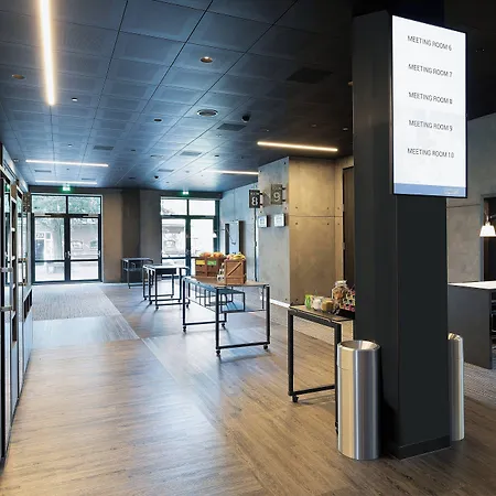 Otel Courtyard By Marriott Amsterdam Airport