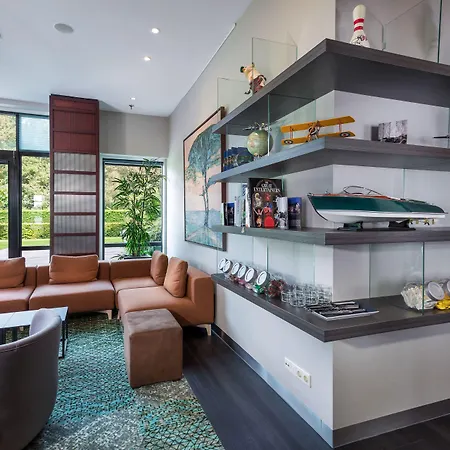 Courtyard By Marriott Amsterdam Airport 4*