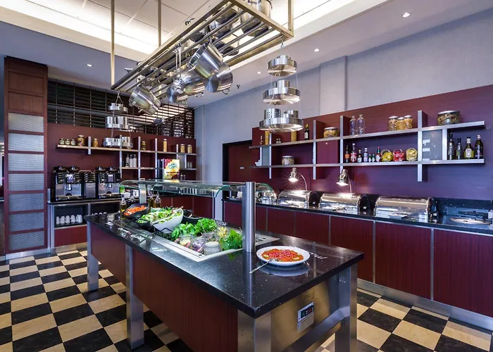 Courtyard By Marriott Amsterdam Airport 4*