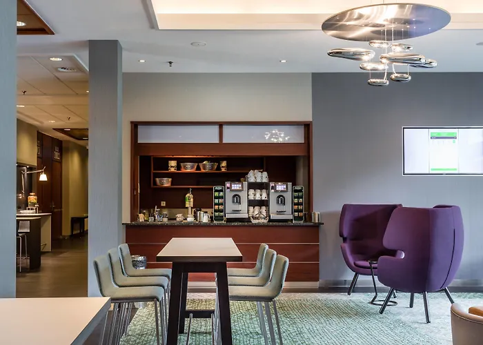 Courtyard By Marriott Amsterdam Airport 4*
