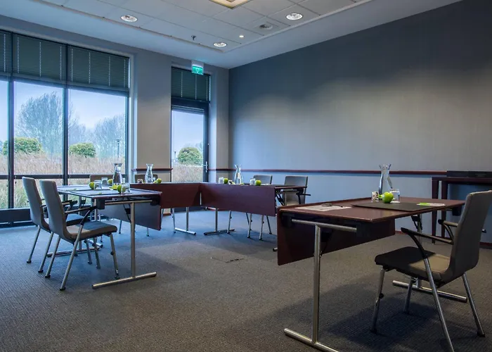 Courtyard By Marriott Amsterdam Airport Hotel