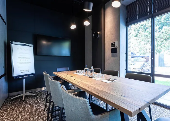 Courtyard By Marriott Amsterdam Airport Hotel