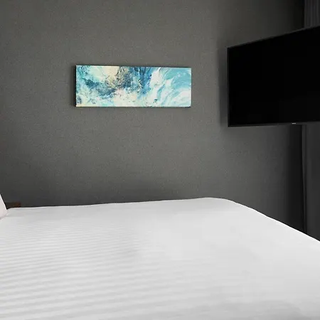 Отель Courtyard By Marriott Amsterdam Airport Хоофддорп