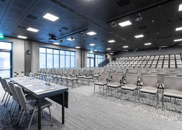 Courtyard By Marriott Amsterdam Airport Hotel 4*